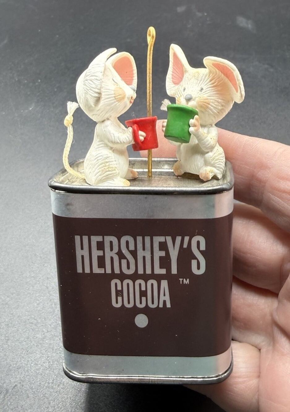 Vtg 1983 Hallmark Ornament Warm and Special Friends Hershey Cocoa Tin No BoxLO20